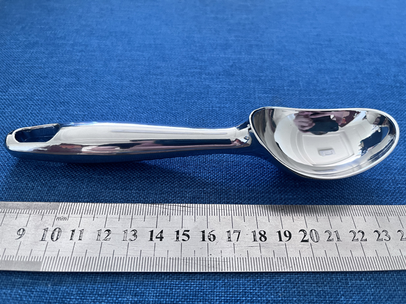 हंजियाचे नवीन प्रसिद्ध झालेले उच्च-गुणवत्तेचे आइस्क्रीम स्कूप वापरकर्त्यांना आनंद आणि ताजेपणा कसा प्रदान करते?